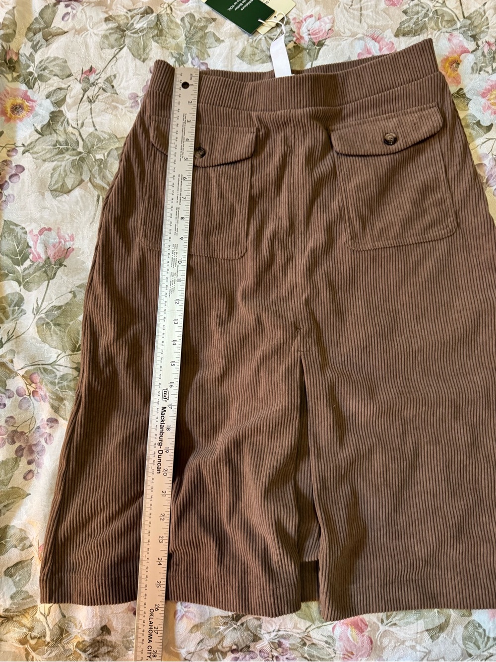 NWT Halara AuraCord Cloud Brown Corduroy Midi Skirt Women’s M Flap Pocket - Picture 4 of 6